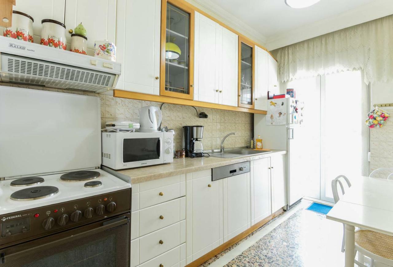 Cozy And Bright Apartment In The Heart Of The City Tesalónica Exterior foto
